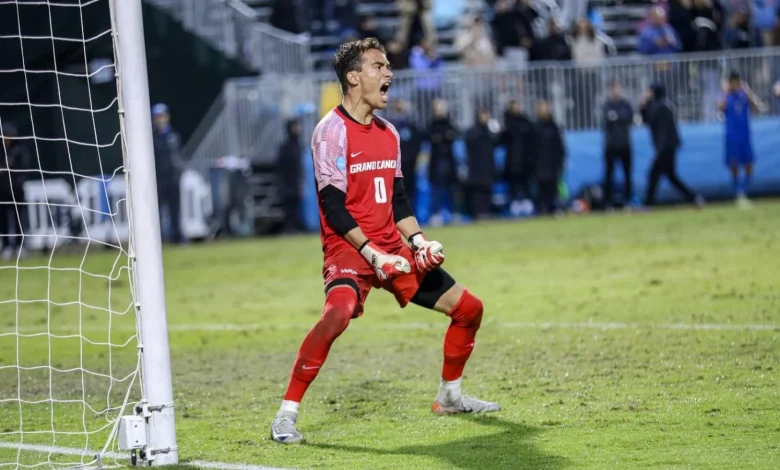 3 Lopes earn spots on TopDrawerSoccer Team of the Week