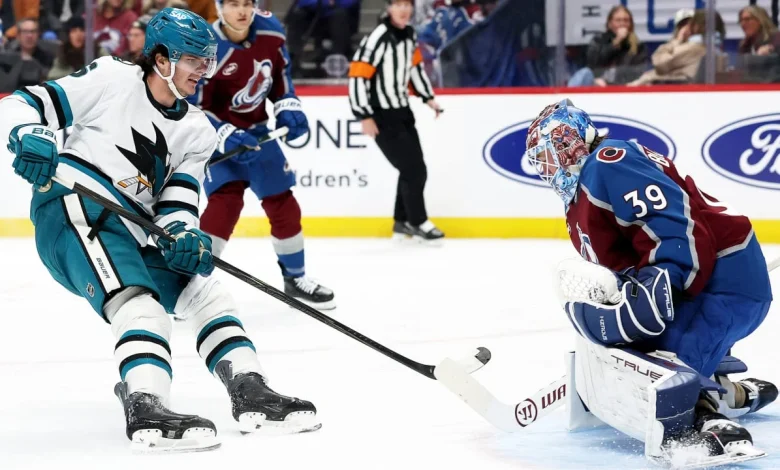 Blackwood makes 26 saves, Avalanche shut out Sharks for 10th straight win
