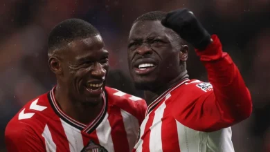 Brobbey bezorgt Sunderland zege, keeper Roefs verrast door afstandsschot van 43 meter