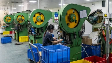 China Factory Activity Slumps for Longest Stretch on Record