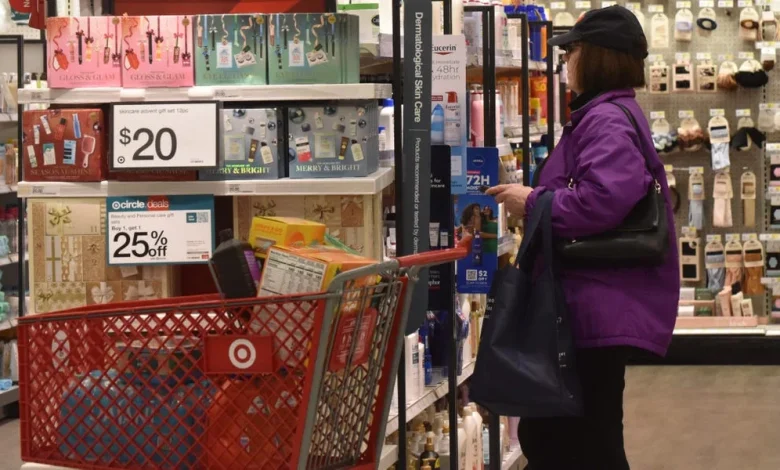 Consumer Sentiment Is Waning, and It's a Big Red Flag CIO Says