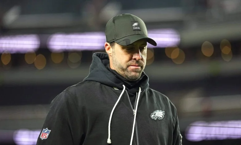 Eagles fans erupt with ‘Fire Kevin!’ chants as Sirianni refuses to move off Patullo