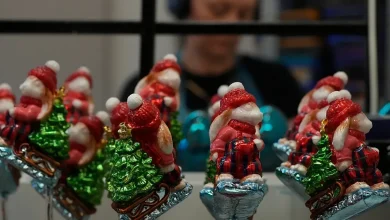 Experts reveal the smartest way to handle holiday spending - MARCA