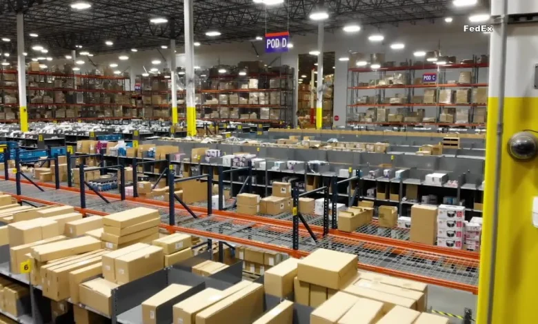 FedEx to shut down Coppell facility, nearly 900 layoffs expected