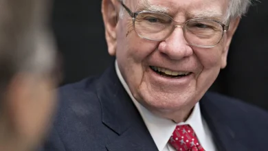 Few investors copy Warren Buffett’s investment strategy ‘because no one wants to get rich slow,’ the retiring Berkshire Hathaway CEO says
