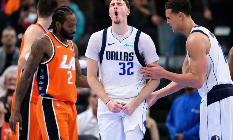 Flagg scores season-high 35 and Thompson rallies Mavericks past Clippers 114-110