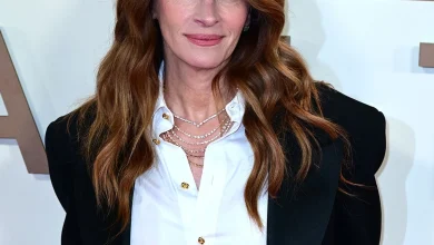 Julia Roberts Gives Rare Look at Twins on Their 21st Birthday