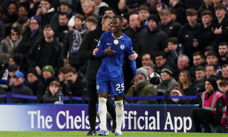 Moises Caicedo red card: Chelsea midfielder sent off for horror tackle on Arsenal's Mikel Merino