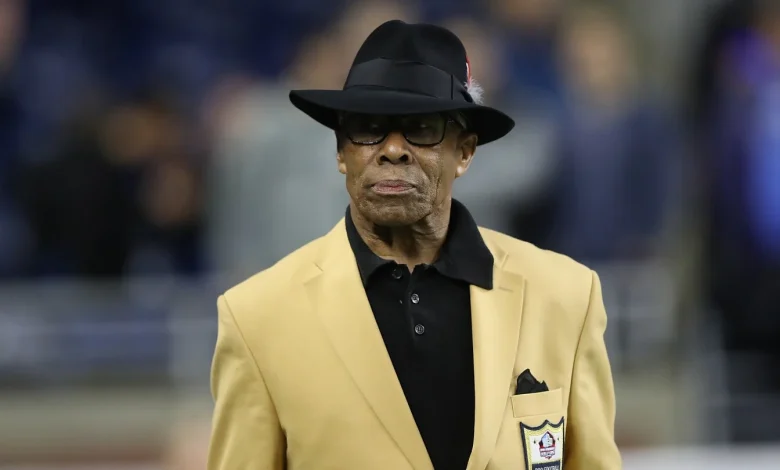 Pro Football Hall of Fame announces that Lions Hall of Famer Lem Barney has died at 80