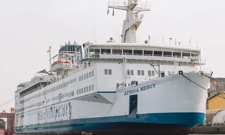 Record haul on the cards as Mercy Ships’ Cargo Day builds toward landmark total
