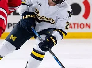 Robertson's Rare Move Brings Huge Boost to Michigan Backline