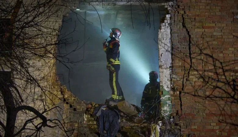 Russia launches largest aerial assault on Ukraine in a month as Kyiv delegation heads for US peace talks