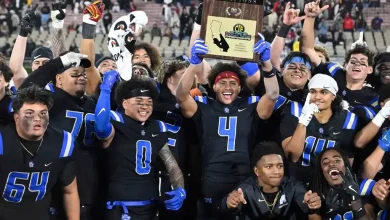 Santa Margarita football dominates Centennial to win Division 1 title