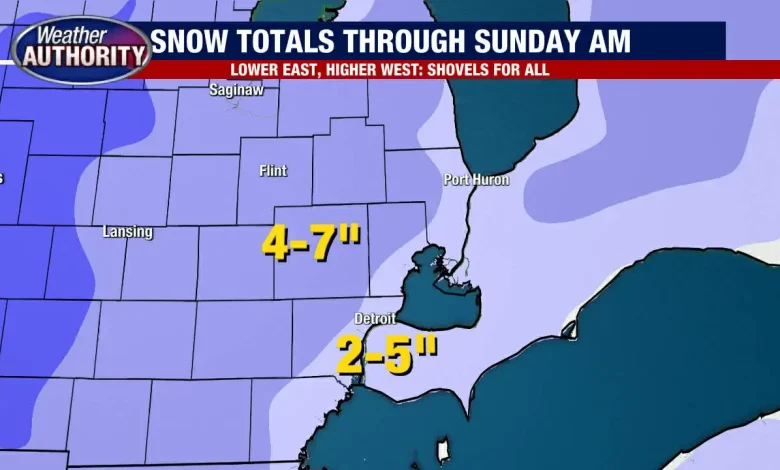Snow shovels for all, heaviest snow to wrap up around 2 a.m. with light accumulation after