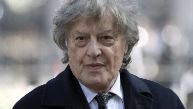 Tom Stoppard, acclaimed playwright and screenwriter, dies at 88 : NPR