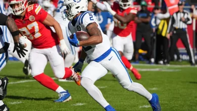 Why has Josh Downs been featured less in the Colts offense?