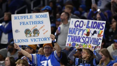 Why is Lions-Packers Thanksgiving game kicking off at 1 p.m.?