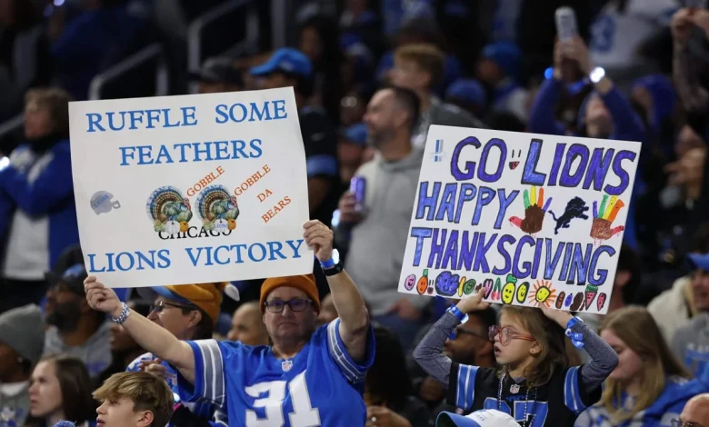 Why is Lions-Packers Thanksgiving game kicking off at 1 p.m.?