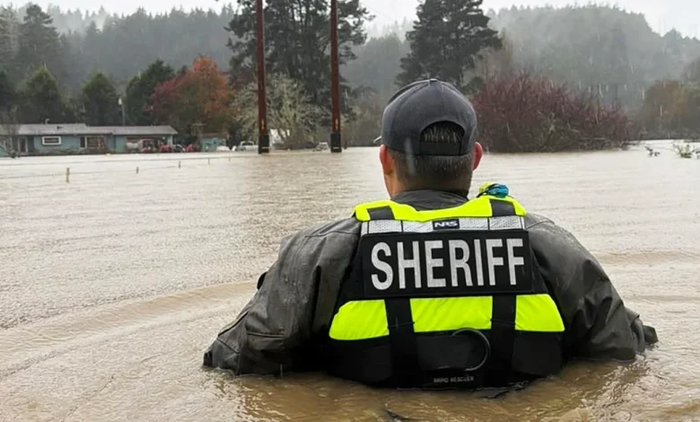 1 killed in California as heavy rain and flooding threaten parts of the state over the holidays