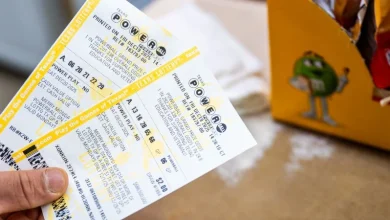 $1.6 billion Powerball prize up for grabs after jackpot rolls over