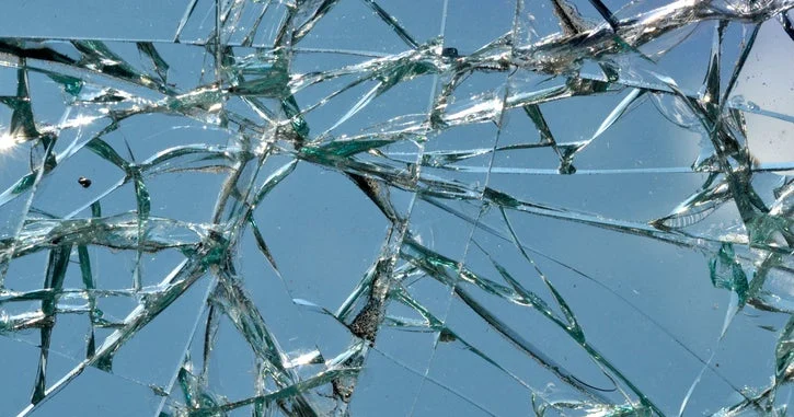 2 dead, 2 injured in northern Minnesota crash, sheriff's office says