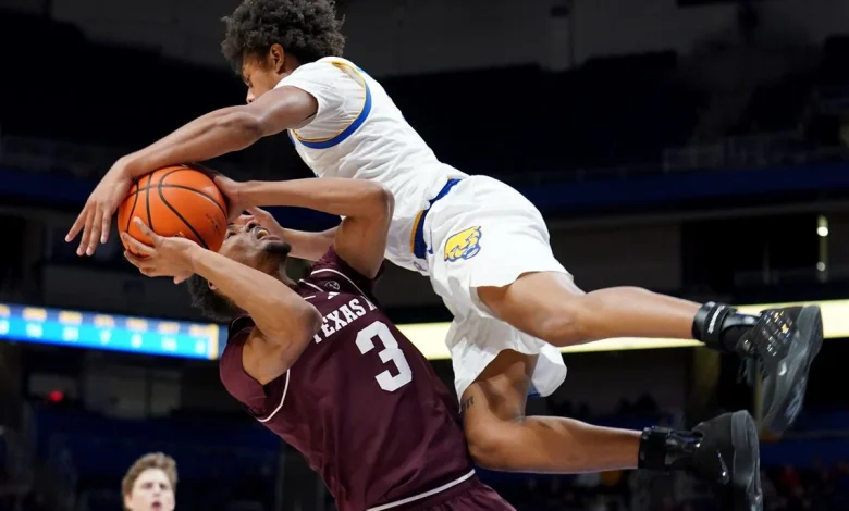 3 takeaways: Pitt lets close game slip away again in loss to Texas A&M