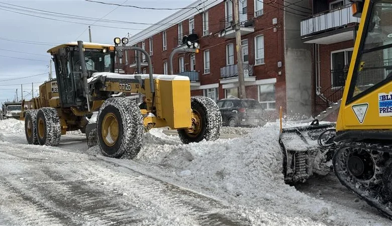 3,000 workers deployed to clear Montreal streets after latest snowfall