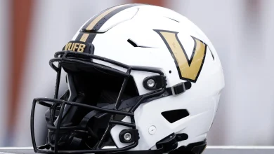 5-Star QB Jared Curtis Denies Flipping Commitment to Vanderbilt from Georgia