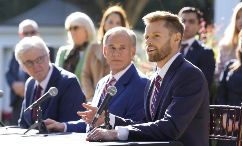 Abbott says Turning Point USA will expand in Texas schools