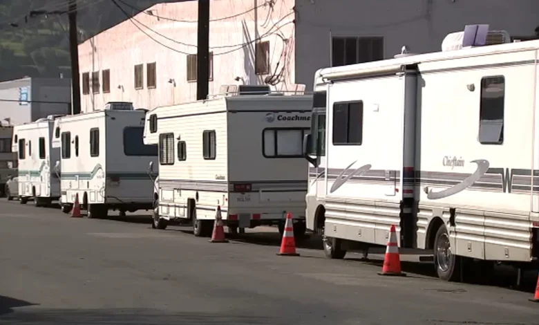 After RVs take over Humboldt Street in Lincoln Heights, concerned residents turn to 7 On Your Side Investigates