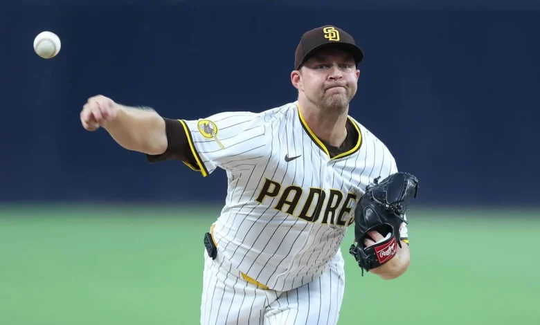 After injury-plagued 2025, Michael King re-signs with Padres on 3-year deal