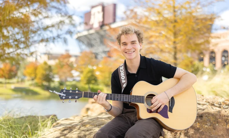 Aggie wins it all in the finale of ‘The Voice’