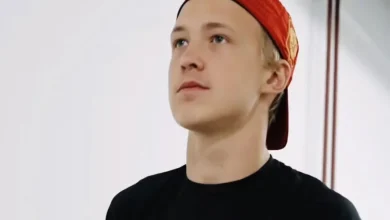 Alexander Zharovsky, a replica of Ivan Demidov according to Bob Hartley