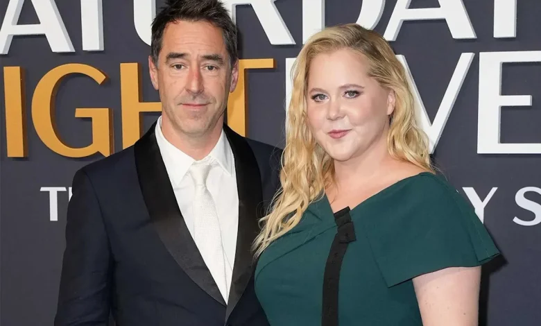 Amy Schumer and Husband Chris Fischer Divorcing After Over 7 Years of Marriage: 'It's a Cohesive Split' (Exclusive Source)