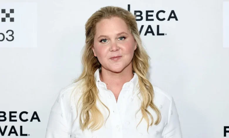 Amy Schumer unrecognisable after weight loss as she wows in striking gown