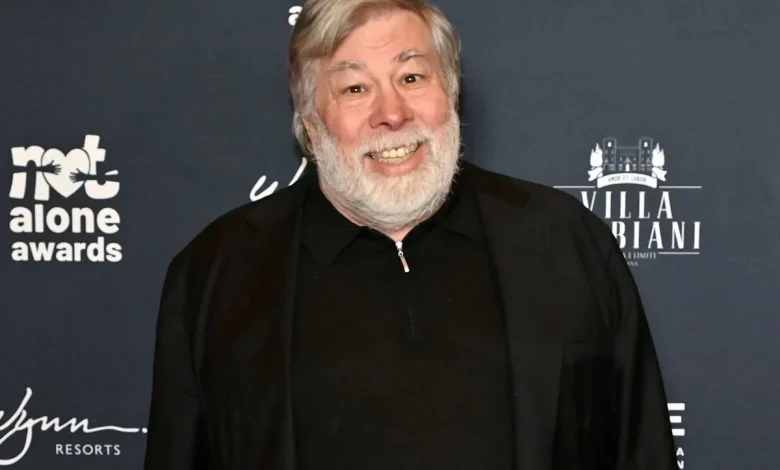 Apple Co-Founder Steve Wozniak Has Been Using His Own Custom $2 Bills for Over 30 Years