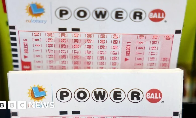 Arkansas Powerball player strikes $1.8bn jackpot on Christmas Eve