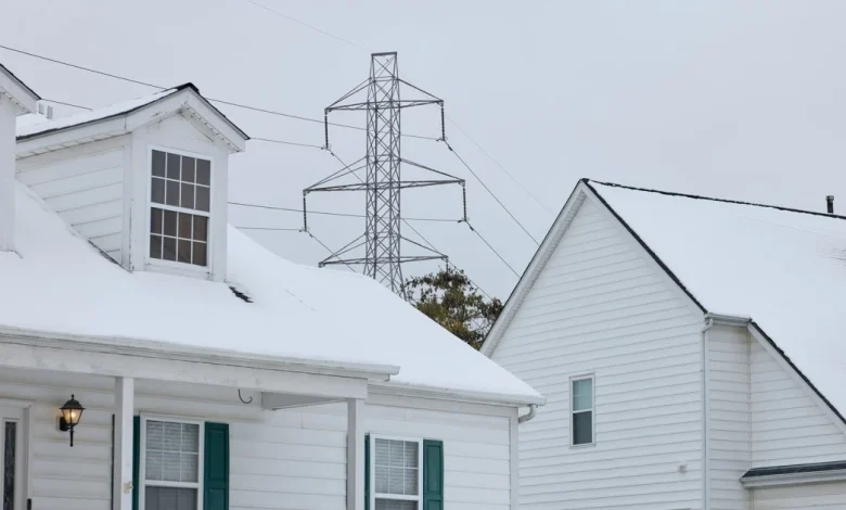 Average home heating costs could hit $1,000 this winter. Here's why.
