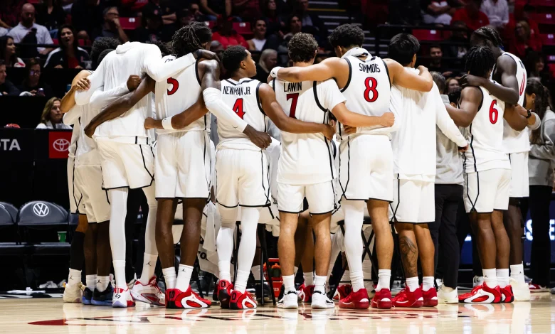 Aztecs Come Up Short Against No. 1/2 Arizona