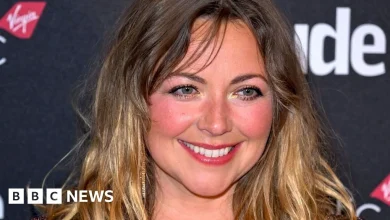 BBC News quiz of the week: Why has Charlotte Church given up deodorant? - BBC