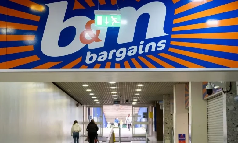 B&M's £20 lamp looks 'very similar' to Dunelm's £40 version