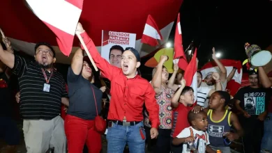 Banderas y luces marcan festejo del Partido Liberal en San Pedro Sula