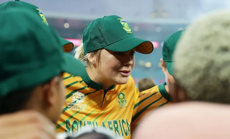 Baton properly passed: Wolvaardt, van Niekerk reunite to steer redefined South Africa