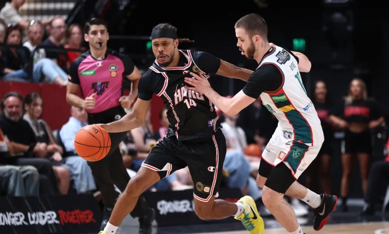 Bayles plugged into starting 5, sparks must-win