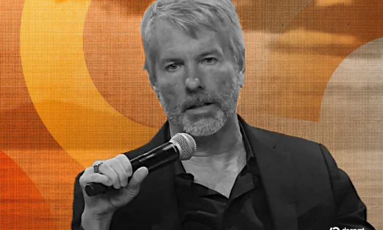 Benchmark Is Bullish on Strategy Even as Stock Plunges Amid Possibility of Selling Bitcoin