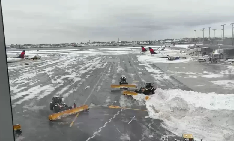 Big travel day ahead for those heading home from holidays after winter snow storm flight delays and cancellations
