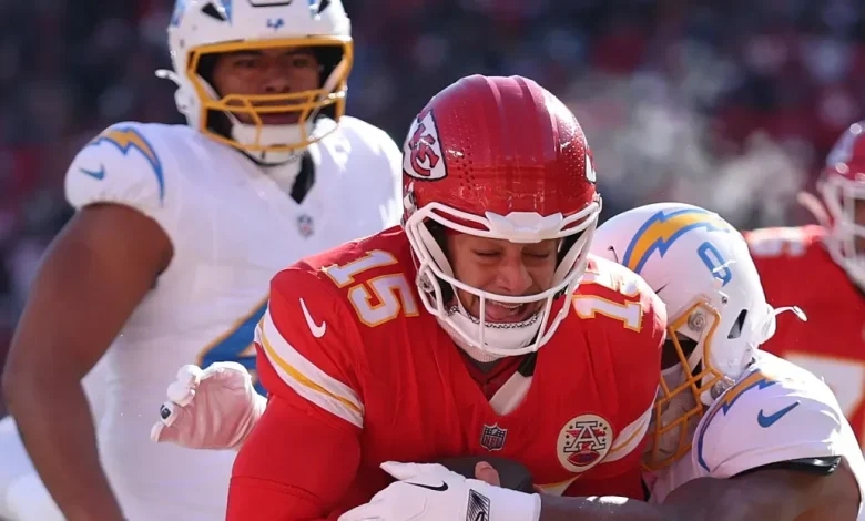 Bills fans celebrate as their Super Bowl record will continue