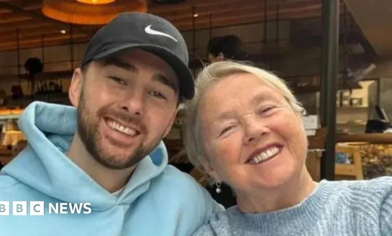 Birds of a Feather star Pauline Quirke's son on dementia walk
