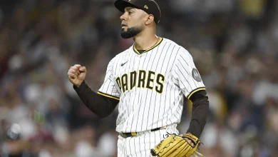 Blue Jays Interested In Robert Suarez