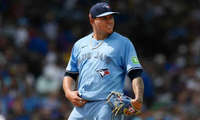 Blue Jays outright Yariel Rodriguez off 40-man roster